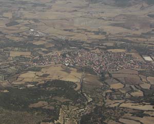 Villaurbana vista dal cielo  in volo con un ultraleggero